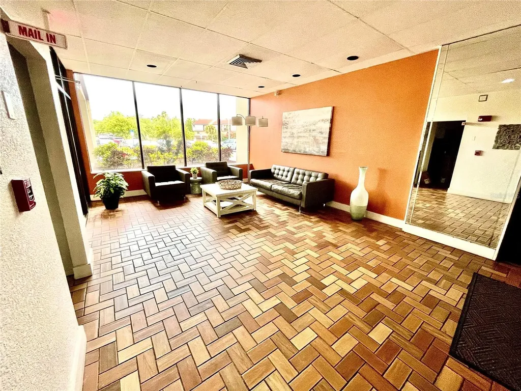 255 Dolphin Point Clearwater FL 33767