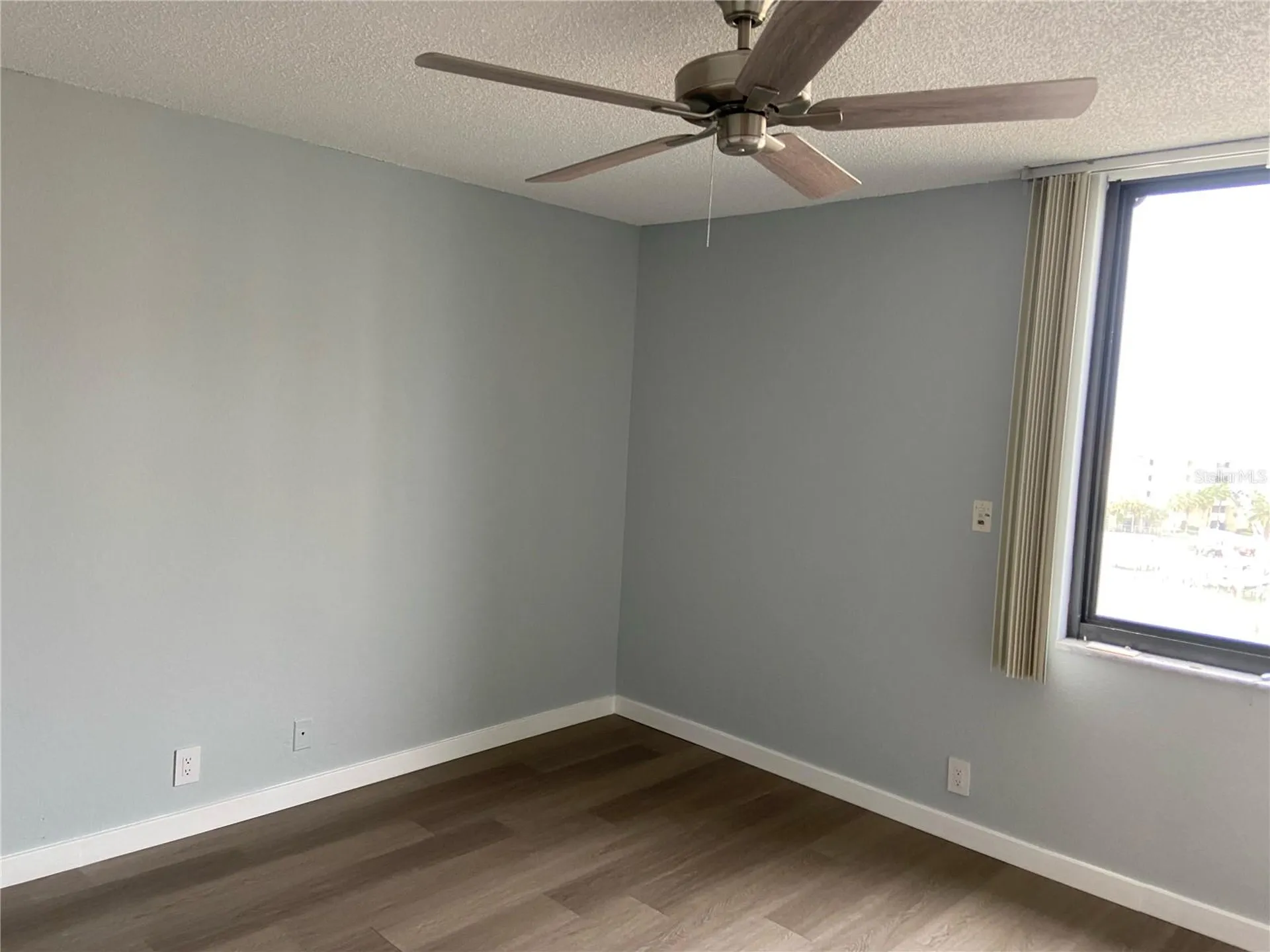255 Dolphin Point Clearwater FL 33767