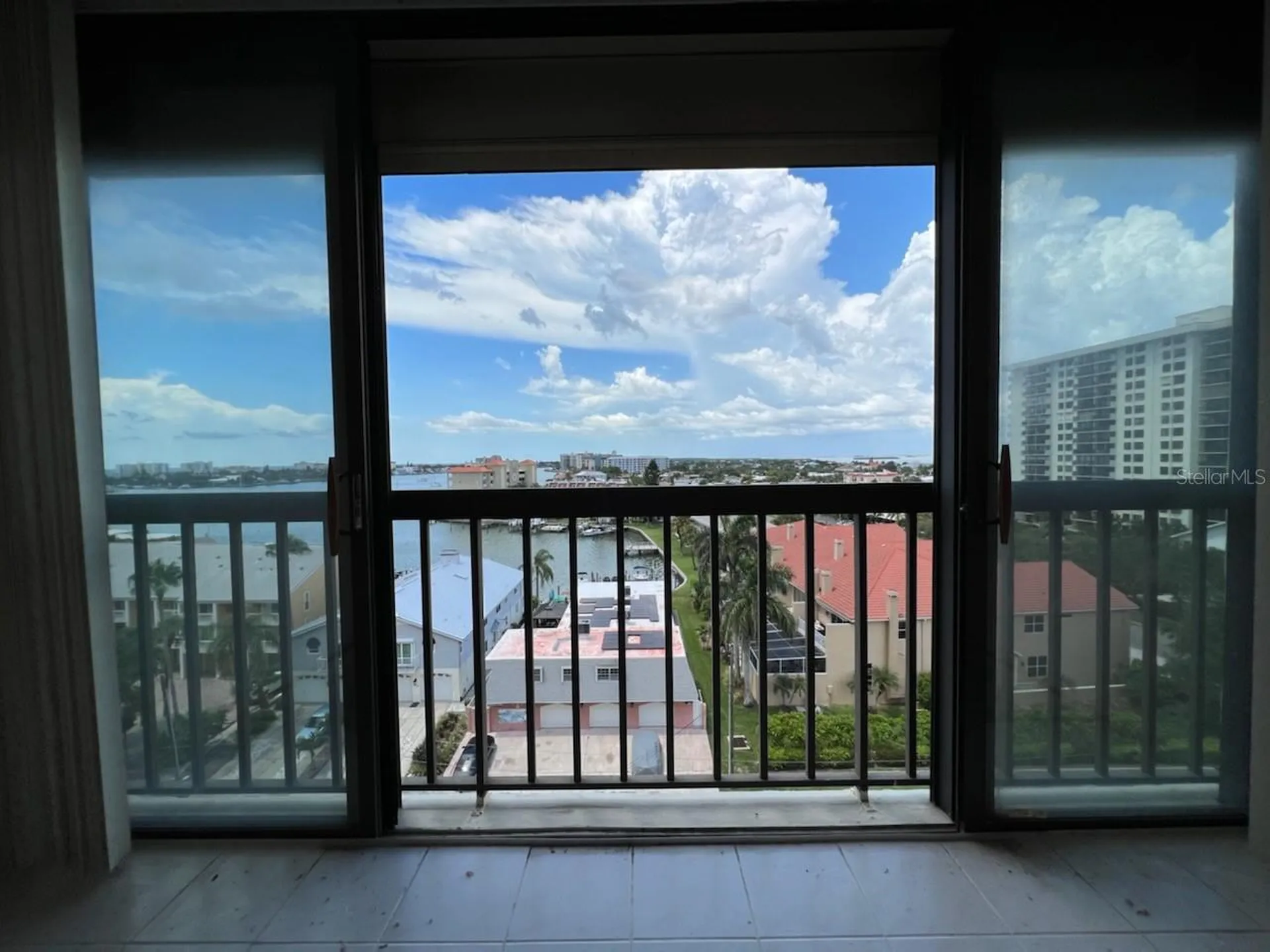 255 Dolphin Point Clearwater FL 33767