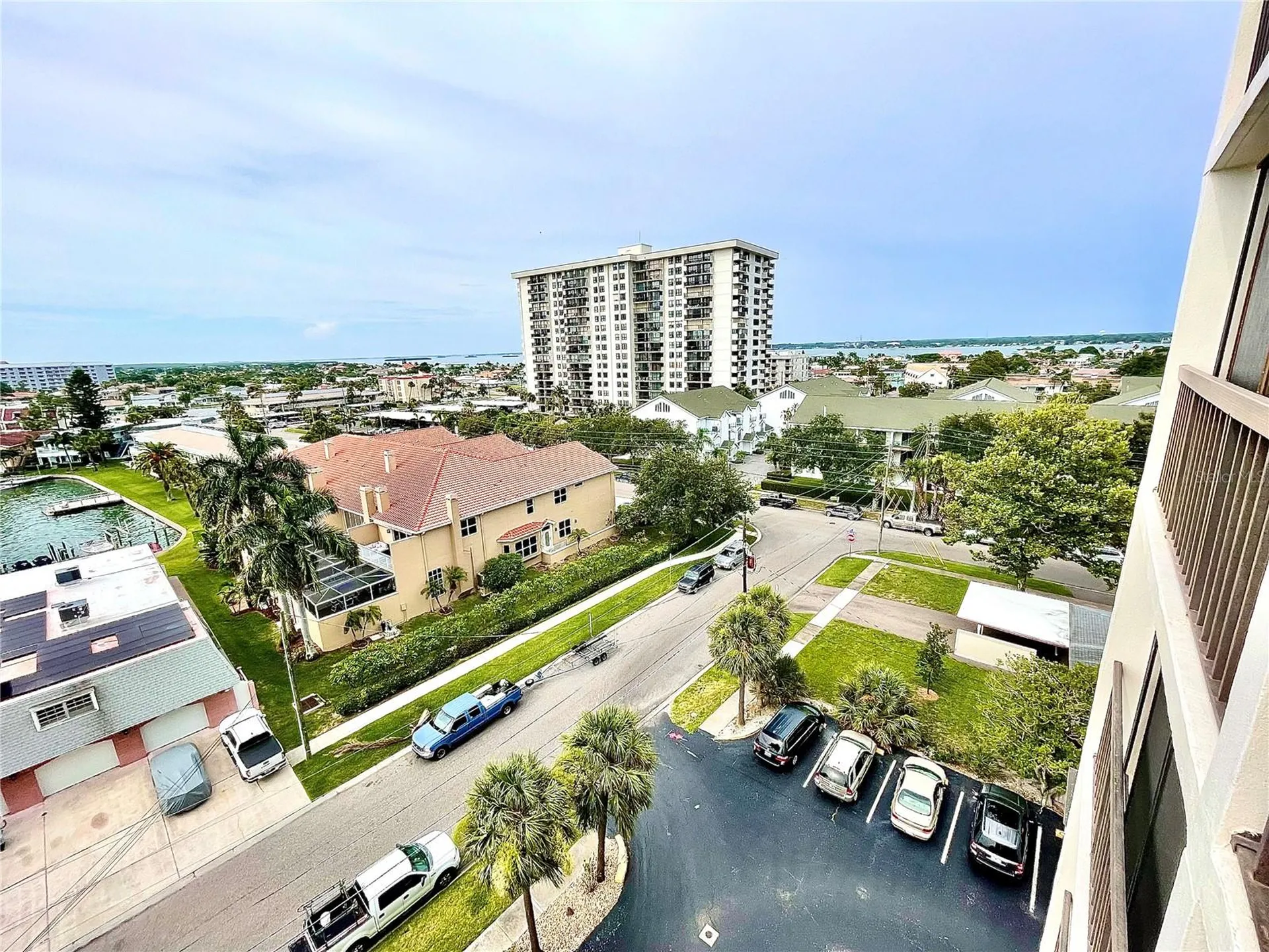 255 Dolphin Point Clearwater FL 33767