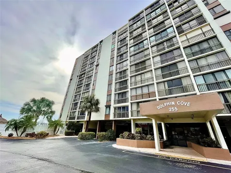 255 Dolphin Point Clearwater FL 33767