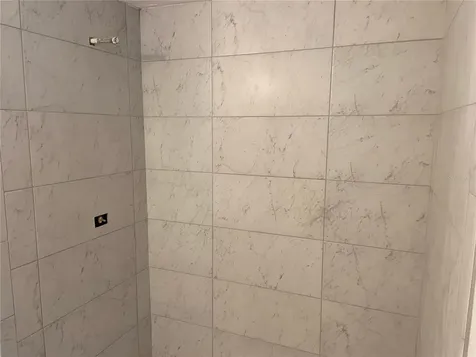 255 Dolphin Point Clearwater FL 33767