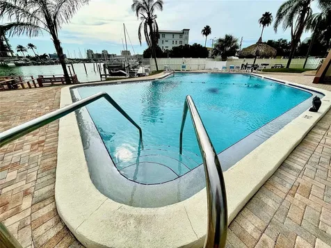 255 Dolphin Point Clearwater FL 33767