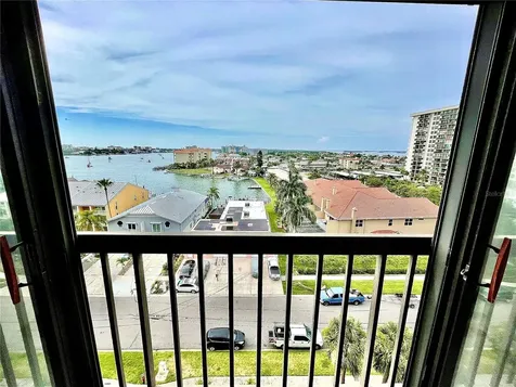 255 Dolphin Point Clearwater FL 33767