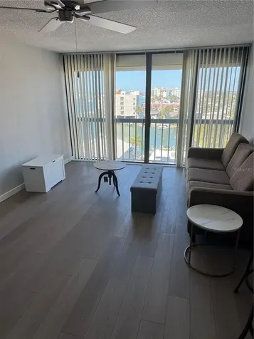 255 Dolphin Point Clearwater FL 33767