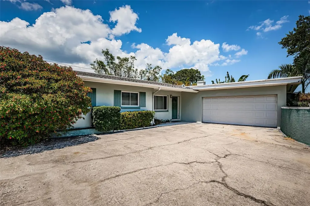515 26th Avenue SE St Petersburg FL 33705