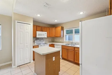 2976 Cool Breeze Circle Saint Cloud FL 34769