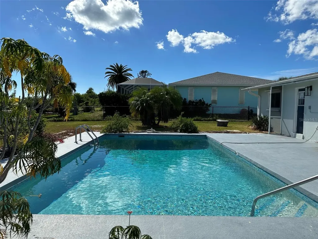 45 Oakland Hills Court Rotonda West FL 33947