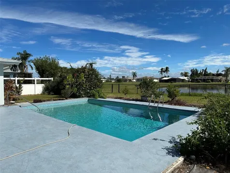 45 Oakland Hills Court Rotonda West FL 33947