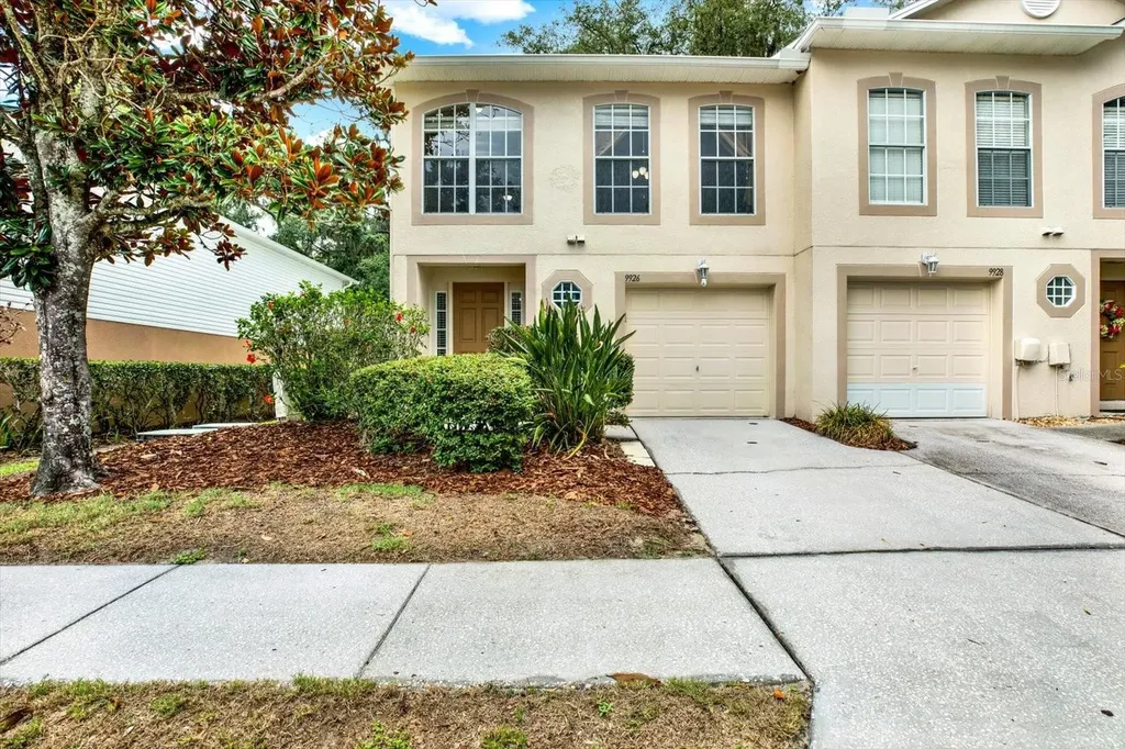 9926 Ashburn Lake Drive Tampa FL 33610