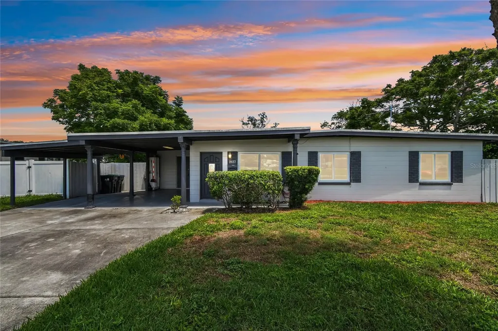 2627 Rogan Road Orlando FL 32812