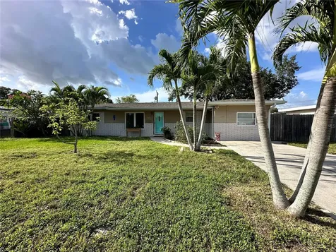 1859 67th Avenue N St Petersburg FL 33702