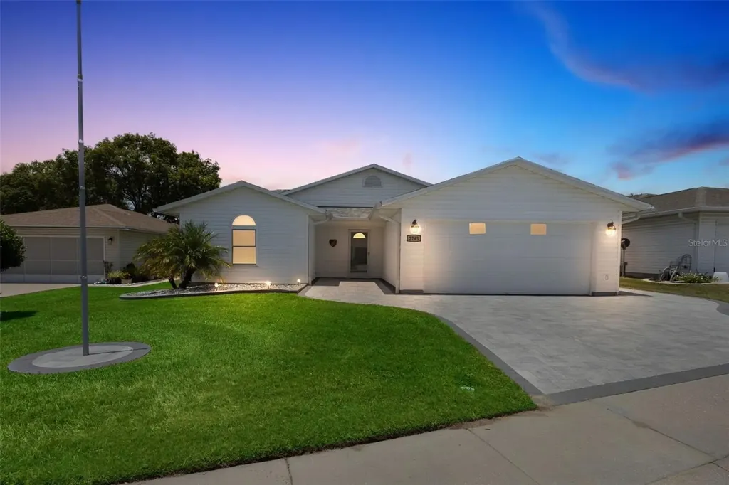 2243 Grand Cypress Drive Lakeland FL 33810