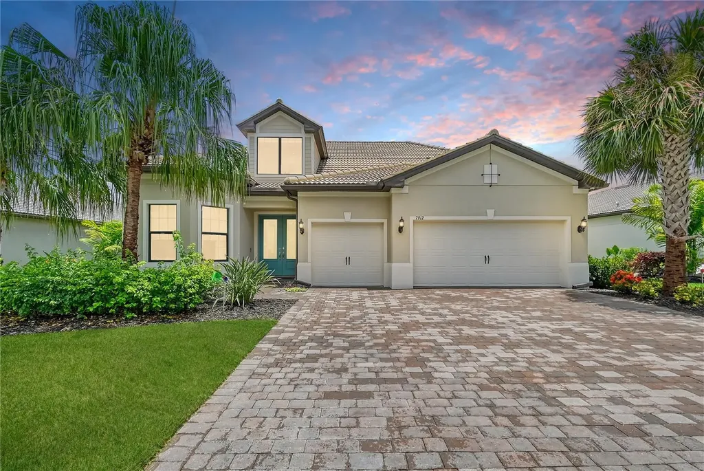 7912 Grande Shores Drive Sarasota FL 34240