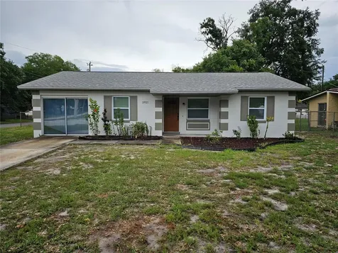 2821 Sanford Avenue Sanford FL 32773