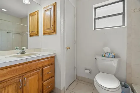 2467 36th Avenue N St Petersburg FL 33713