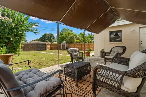 2467 36th Avenue N St Petersburg FL 33713