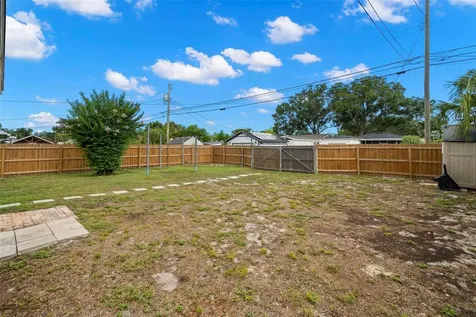2467 36th Avenue N St Petersburg FL 33713