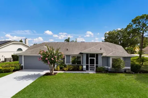 6159 Candlewood Way Sarasota FL 34243