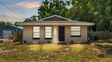 2208 Avenue F NW Winter Haven FL 33880