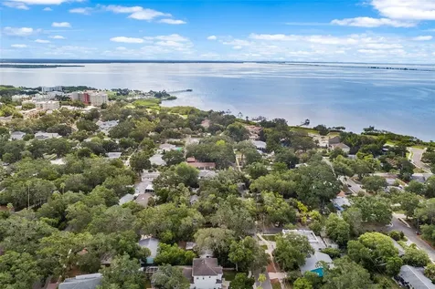 601 5th Street S Safety Harbor FL 34695