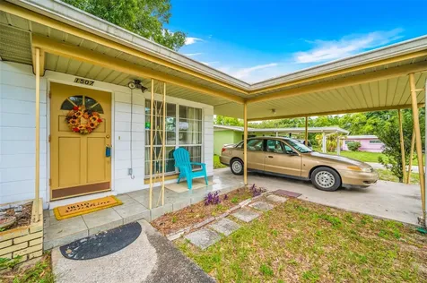 1507 Heather Avenue Tampa FL 33612