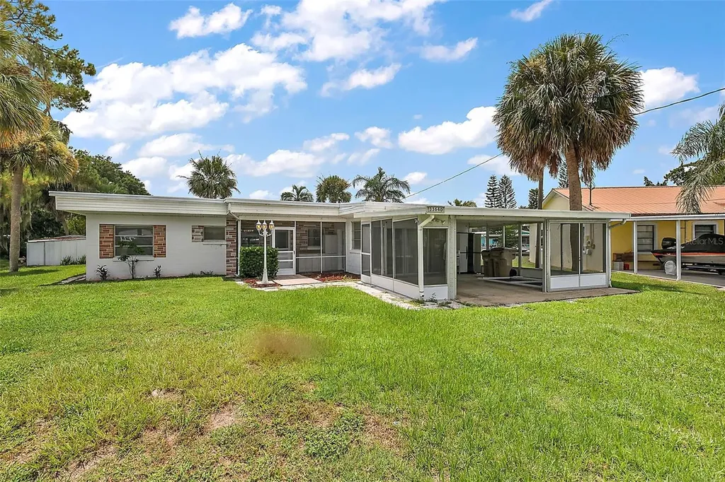 33640 Richard Court Leesburg FL 34788