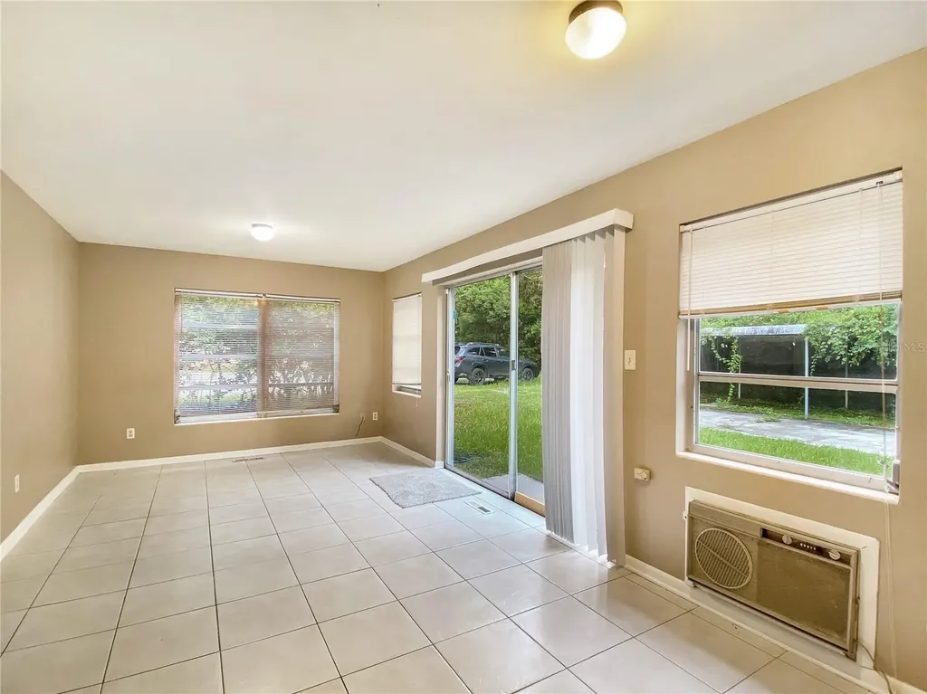 1119 SW 11th Avenue Gainesville FL 32601
