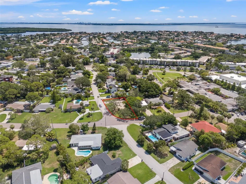 4531 Venetian Boulevard NE St Petersburg FL 33703