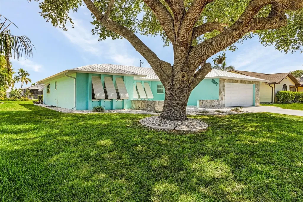 1131 SE 34th Terrace Cape Coral FL 33904