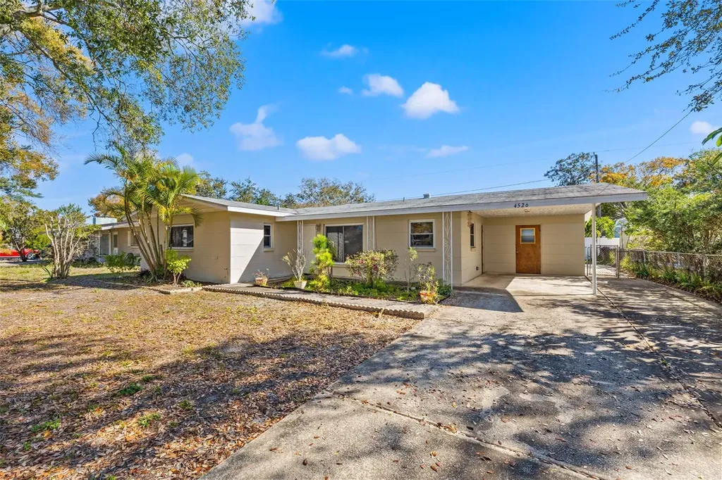 4526 S Renellie Drive Tampa FL 33611