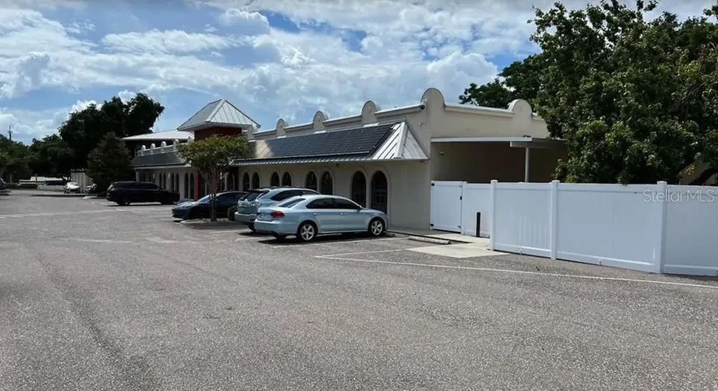 1550 Main Street Dunedin FL 34698