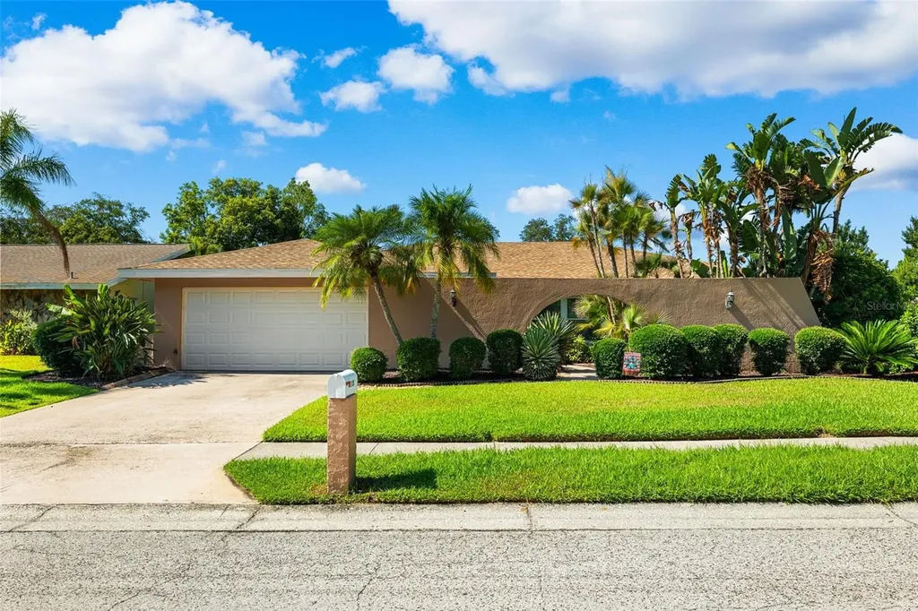 3135 Hillside Lane Safety Harbor FL 34695