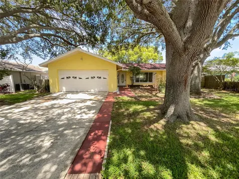 10810 Del Prado Drive W Largo FL 33774