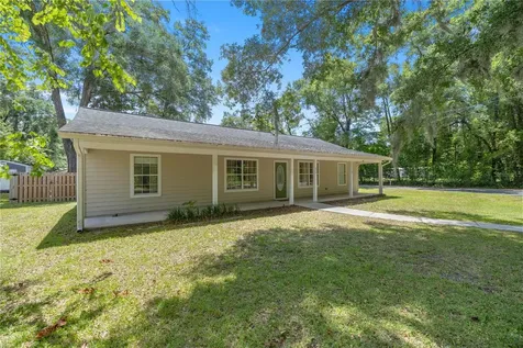 824 SW 2nd Street Trenton FL 32693