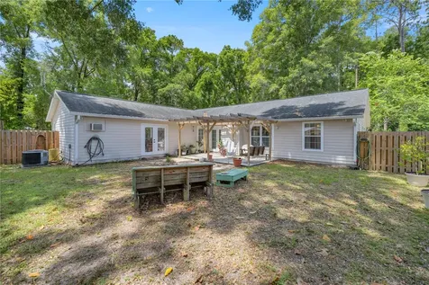 824 SW 2nd Street Trenton FL 32693