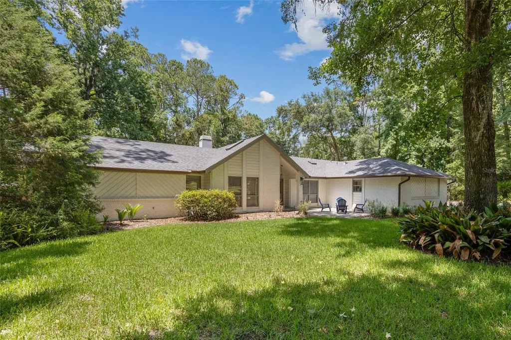 32 NW 101st Court Gainesville FL 32607