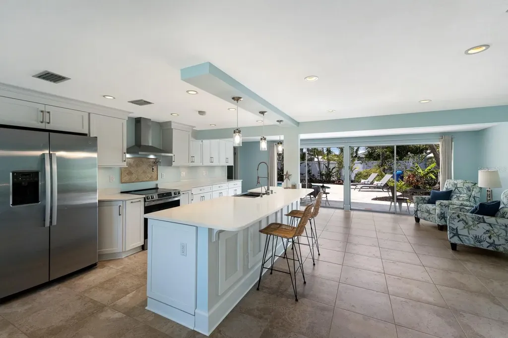 506 69th Street Holmes Beach FL 34217