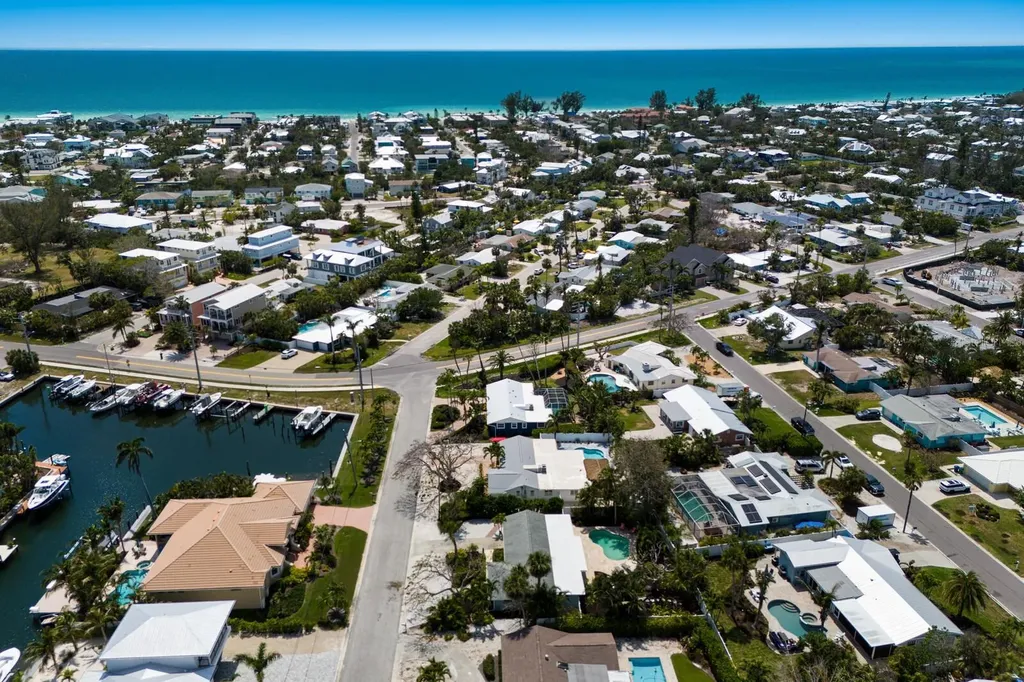 506 69th Street Holmes Beach FL 34217