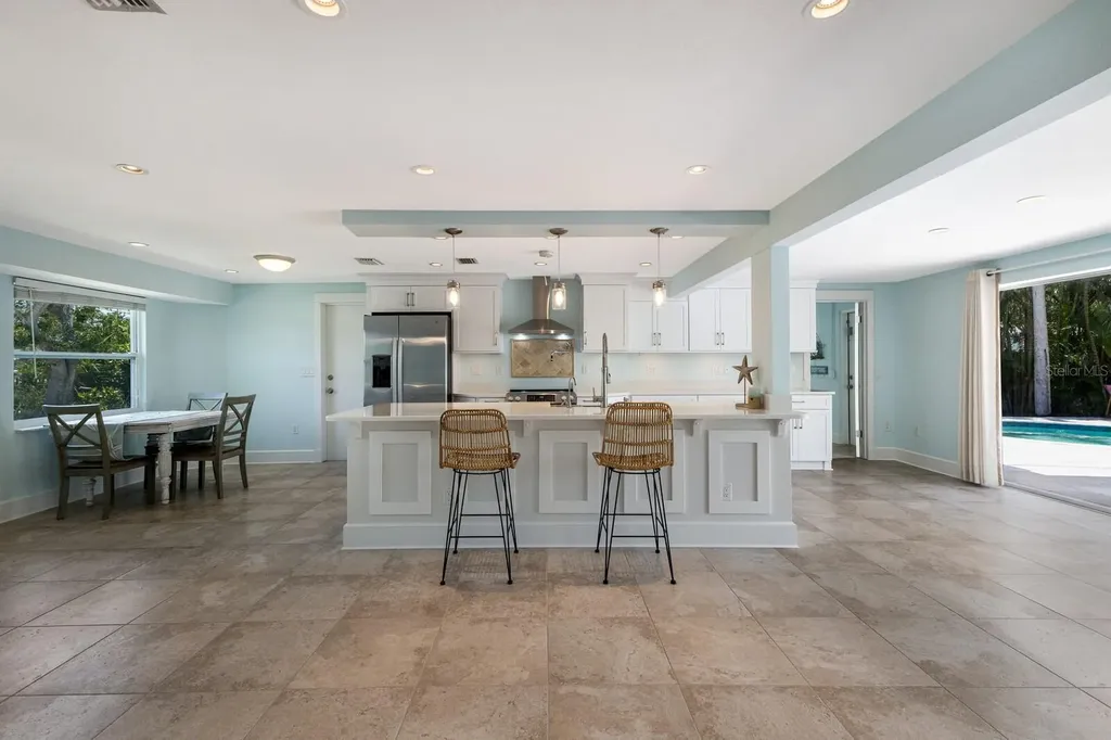 506 69th Street Holmes Beach FL 34217