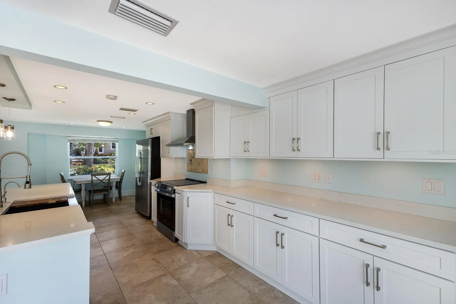 506 69th Street Holmes Beach FL 34217