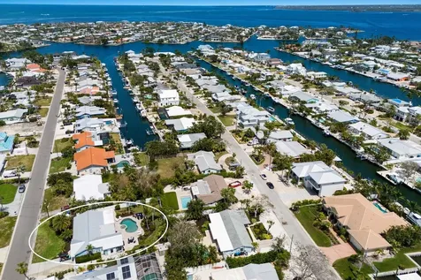 506 69th Street Holmes Beach FL 34217