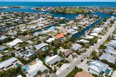 506 69th Street Holmes Beach FL 34217