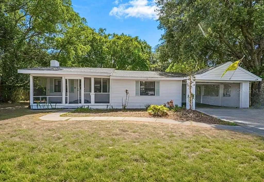 32118 Harris Road Tavares FL 32778