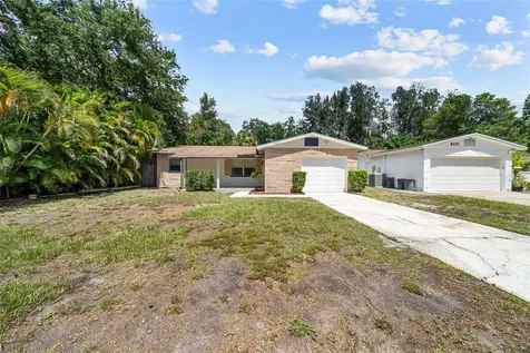 5393 68th Street N St Petersburg FL 33709