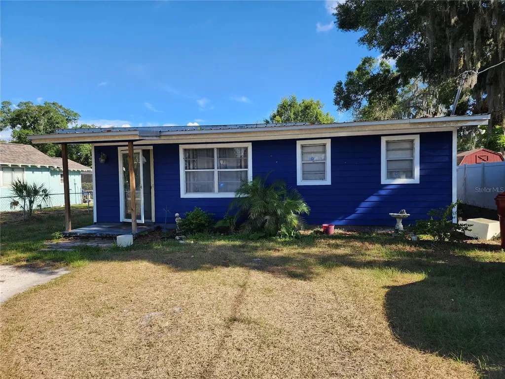 2405 Moody Avenue Plant City FL 33563
