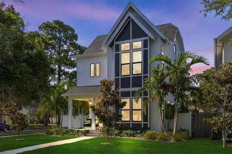 799 46th Avenue N St Petersburg FL 33703