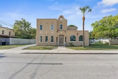 1027 38th Avenue N St Petersburg FL 33704