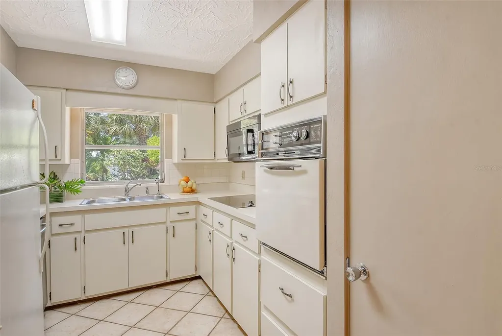 3225 Duncan Way Sarasota FL 34239