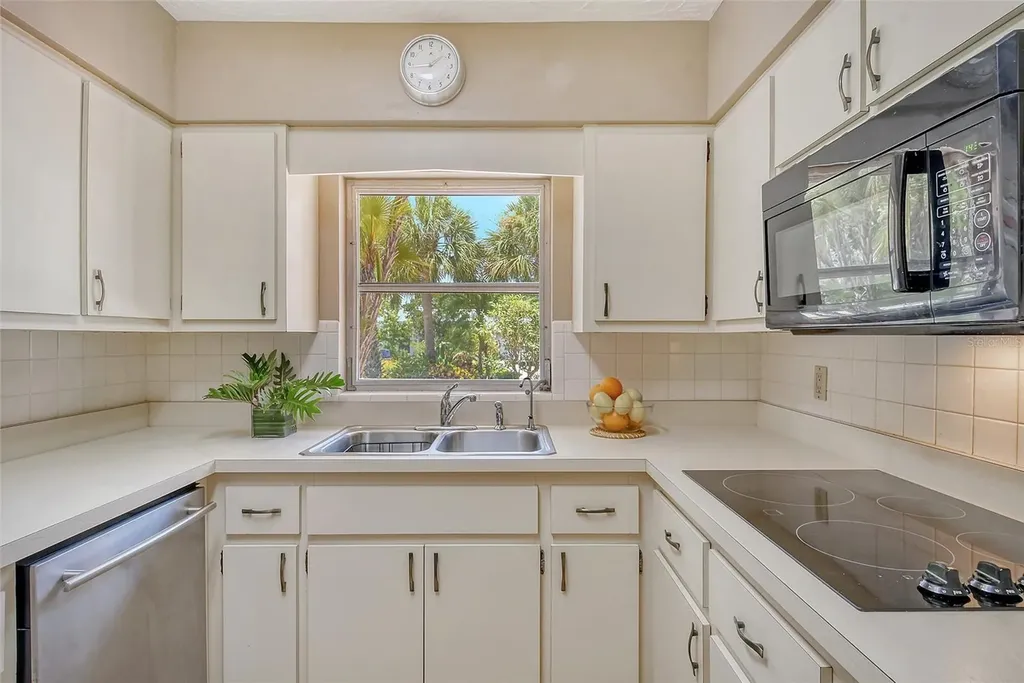 3225 Duncan Way Sarasota FL 34239